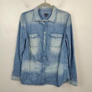 Talbots Denim Button Up Shirt Womens Medium Blue‎ Lightweight Western Preppy